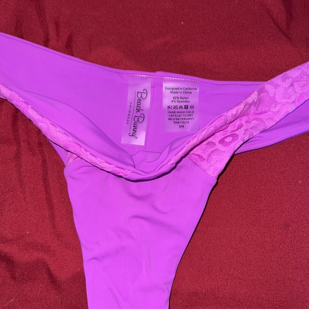 Beach bunny swim suit - Picture 2 of 4
